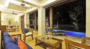 villa rumah isah_living room